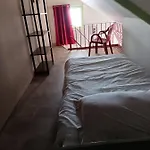 La Bagatelle Apartment Pontorson